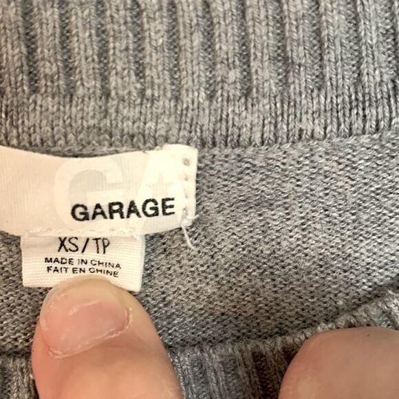 360 Garage | Women’s Grey Gray White Crewneck Knit ‘MUSIC’ Pullover Sweater XS - Picture 4 of 9